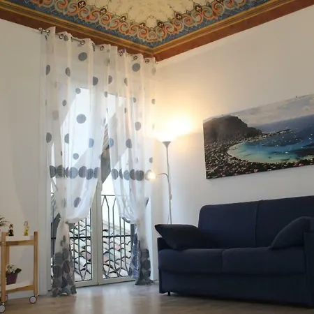 Loft Dei Giudici 아파트 *